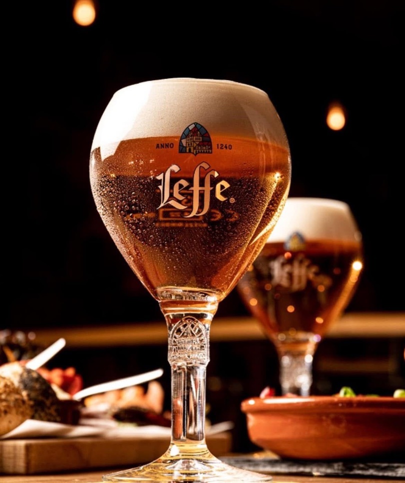 Birre & Cocktail Birre & Cocktail – Hacker Pschorr, Leffe, Pater Linus alla spina. Spritz d'autore.